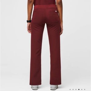 FIGS Livingston Scrub Pant Medium Burgundy